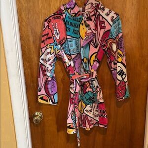 Colorful Graphic Print Robe